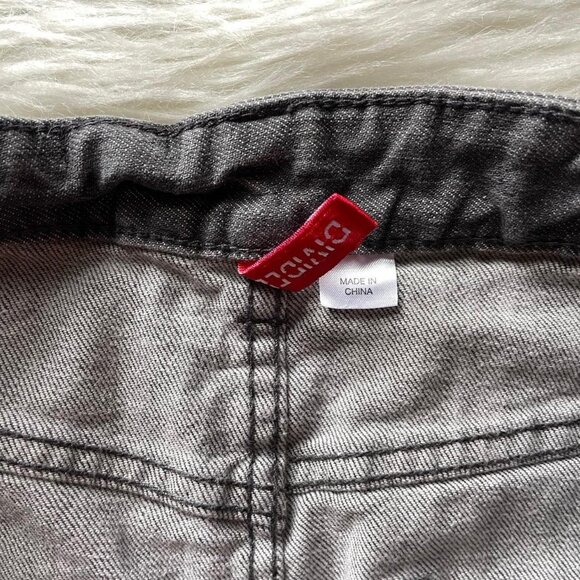 Grey Distressed Mini Denim Skirt - Picture 4 of 6